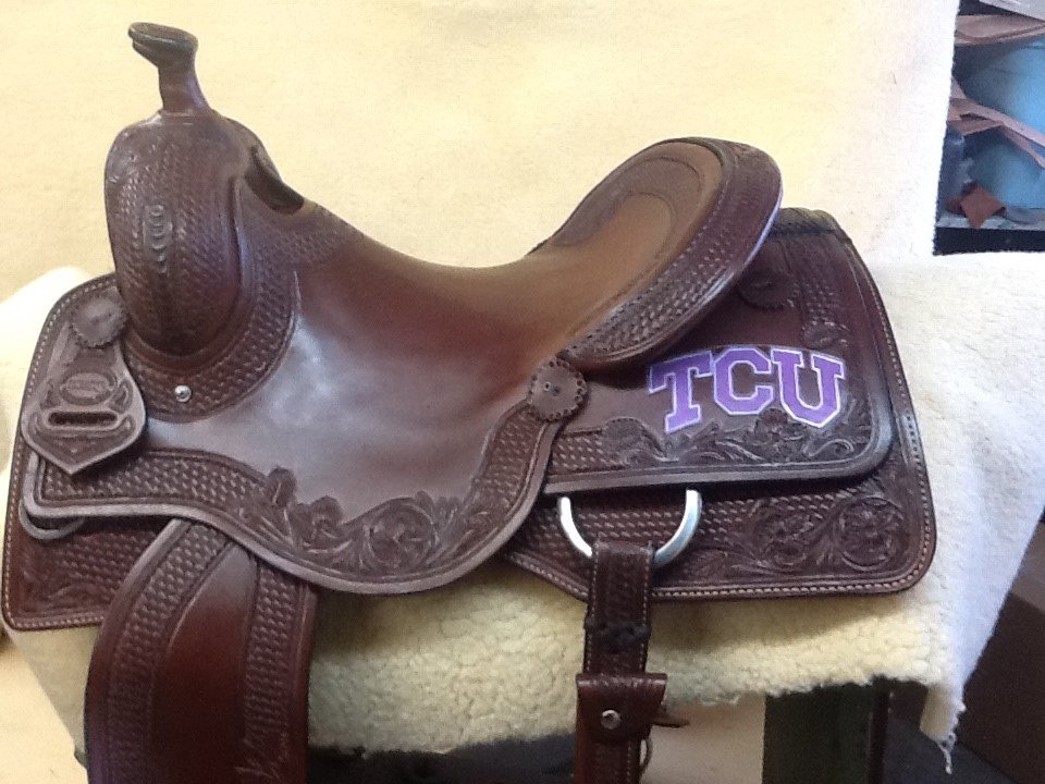 Trophy Saddle Competition Saddle Greenville, TX